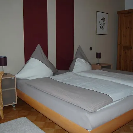 Ginsterbluete Casa de Férias *